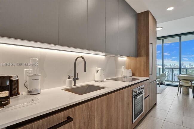 Foto del edificio - 580 72nd St