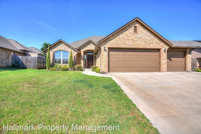 Building Photo - 4 br, 2 bath House - 1713 Pinewood Drive