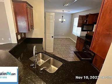 Building Photo - 5272 Water Point Dr