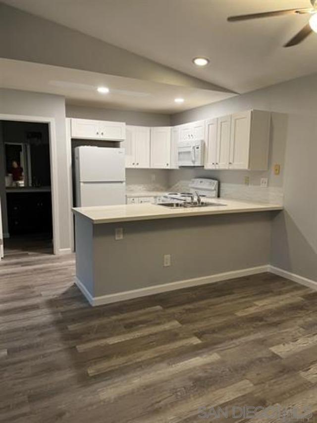 Foto del edificio - 2425 Cranston Dr