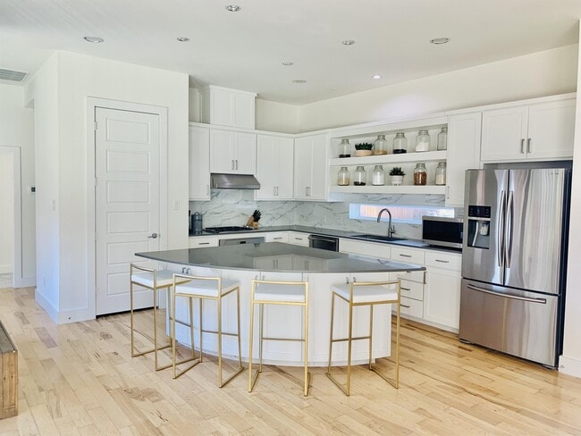 Photo - 4070 Worcola St Townhome