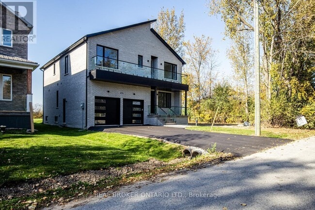 Building Photo - 496 Duclos Point Rd