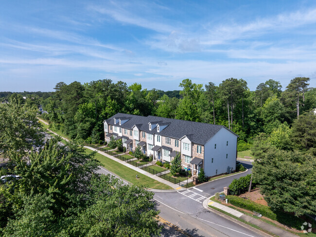 Building Photo - Woodland Pointe Subdivision