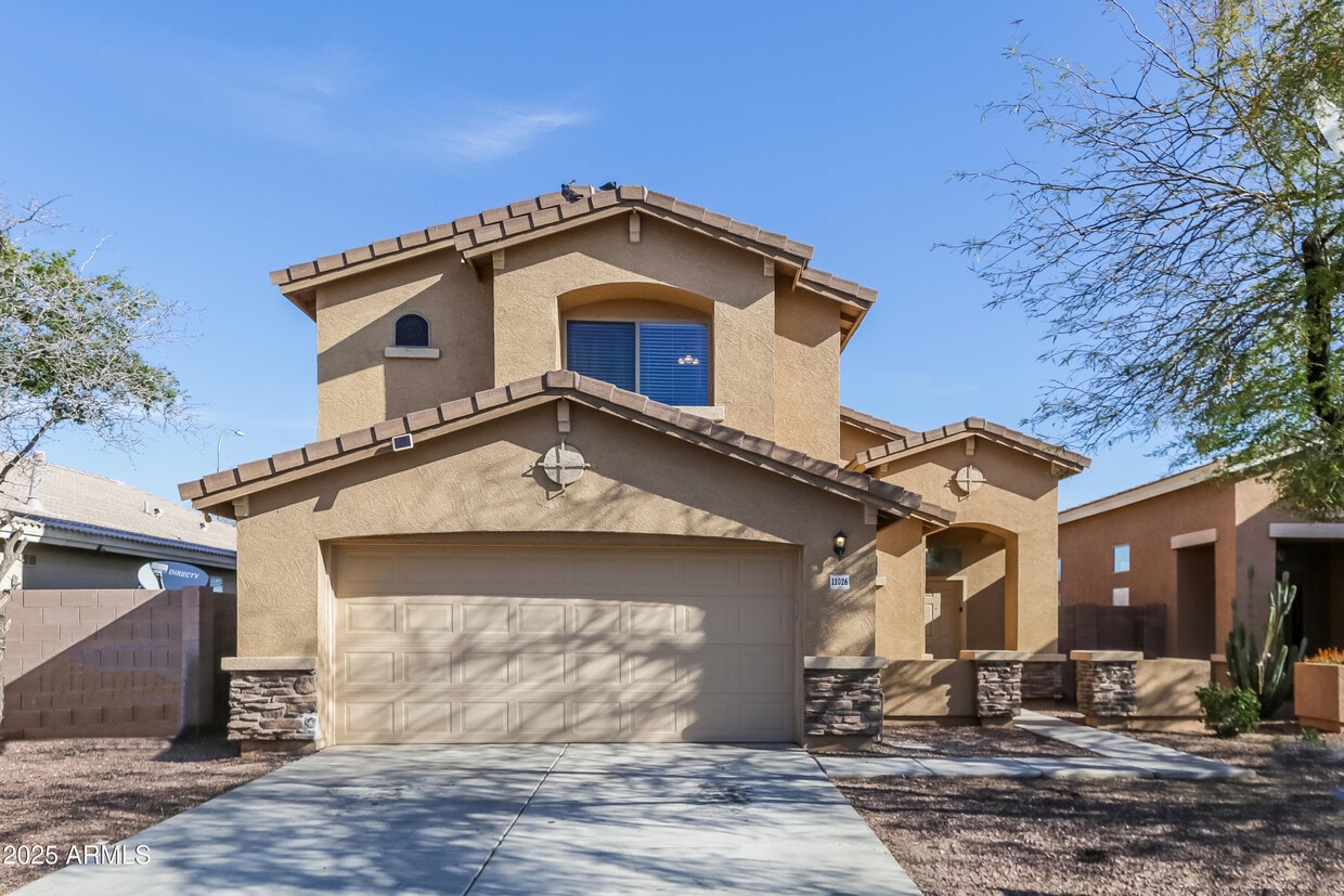 Primary Photo - 11026 W Mountain View Dr