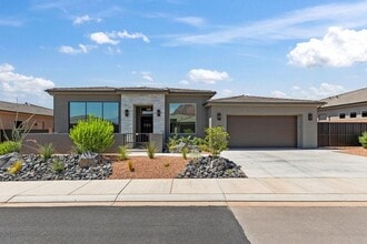 Building Photo - 499 Palo Verde Wy