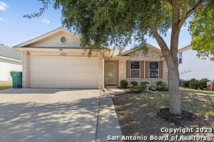Foto principal - 9515 Autumn Run Ln
