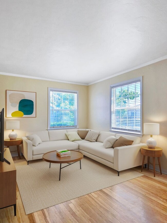 Building Photo - Heart of Midtown, Reno!