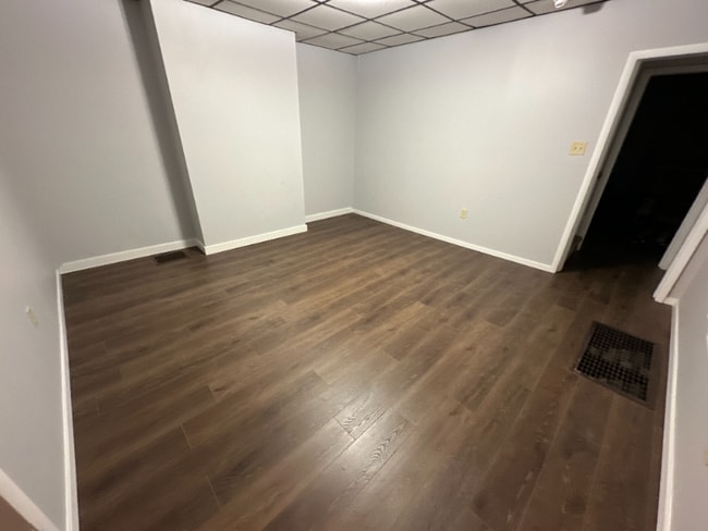 Building Photo - 203-205-205 S Spring Ave