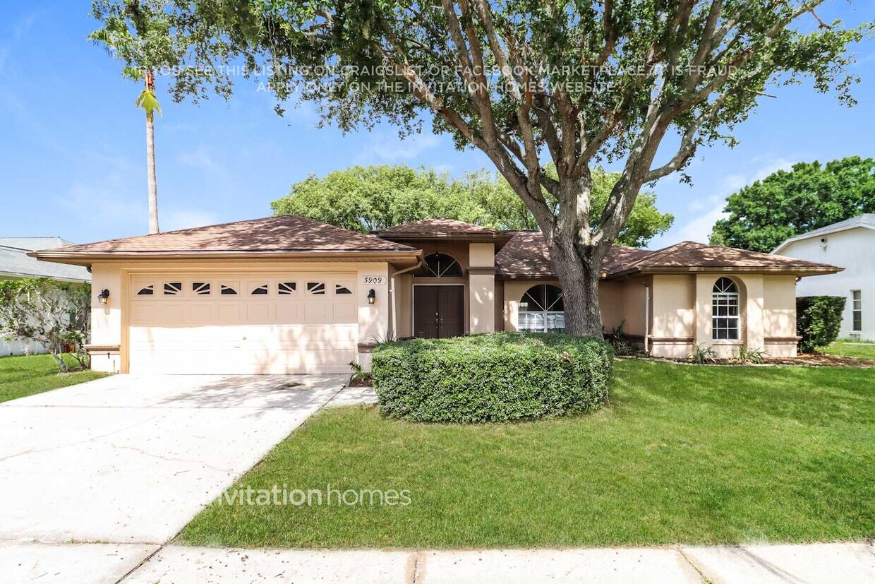 Foto principal - 5909 Redhawk Dr