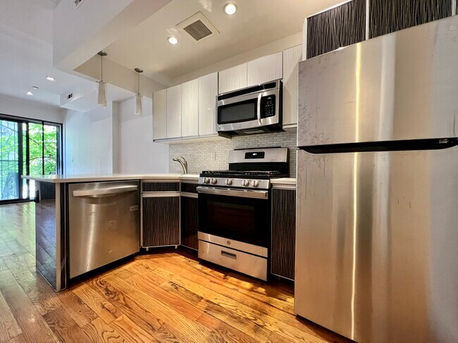 Foto del edificio - 162 W 120th St