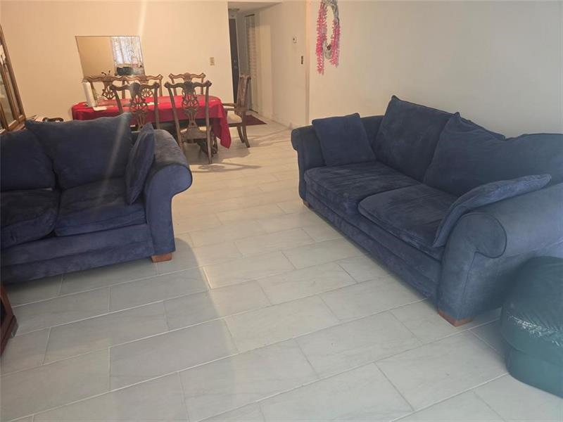 Foto del edificio - 2800 Somerset Dr