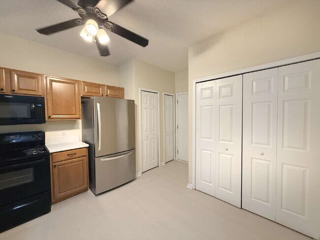 Foto del edificio - The Gables 2BR | 2.5BA Townhome!