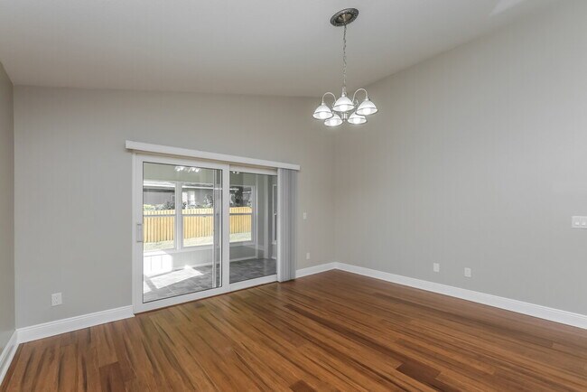 Building Photo - 2936 Minuteman Ln