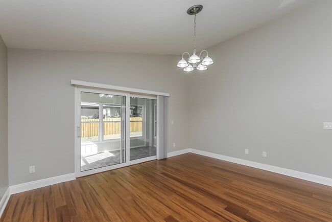 Foto del edificio - 2936 Minuteman Ln