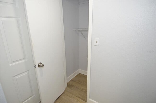 Building Photo - 8758 Mallard Reserve Dr