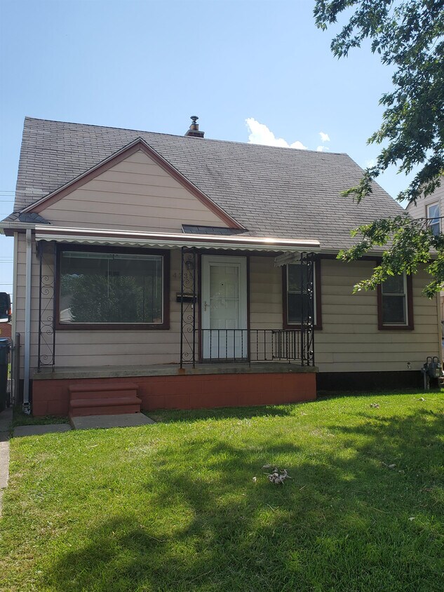 Primary Photo - 4235 Hubbard EPM