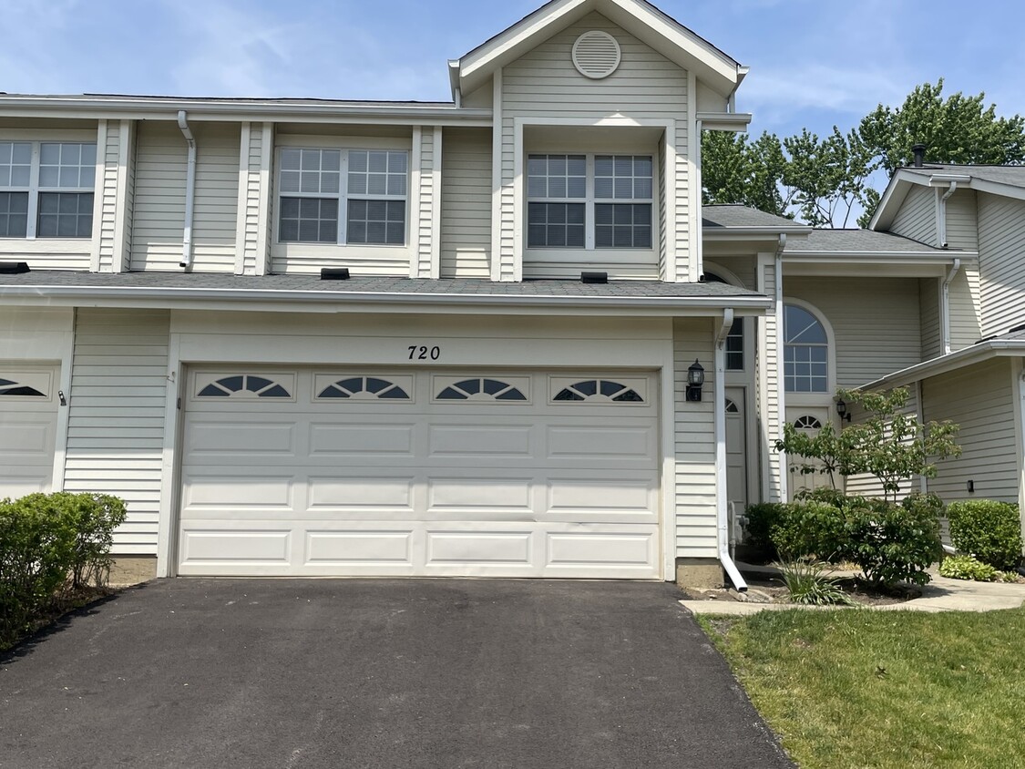 720 Sturnbridge Ln, Schaumburg, IL 60173 Townhome Rentals in