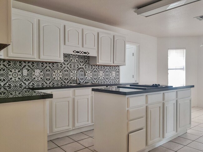 Building Photo - 11720 Pueblo Fuerte Ct