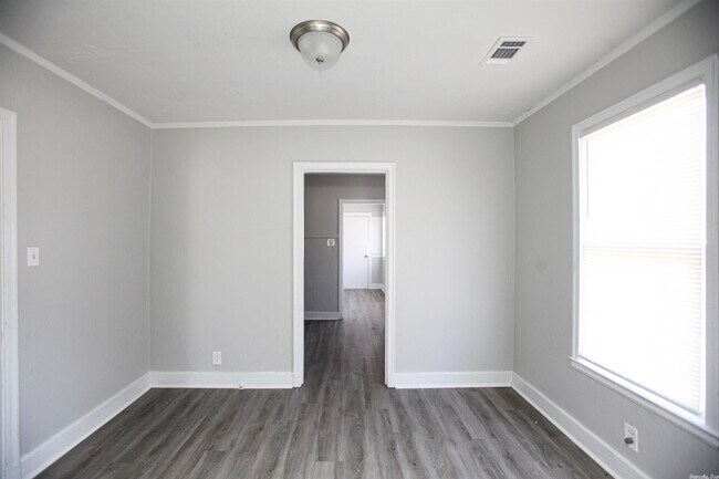 Foto del edificio - 1721 N Olive St