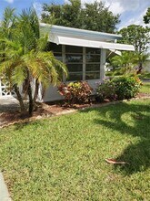 Building Photo - 1152 Circle Dr