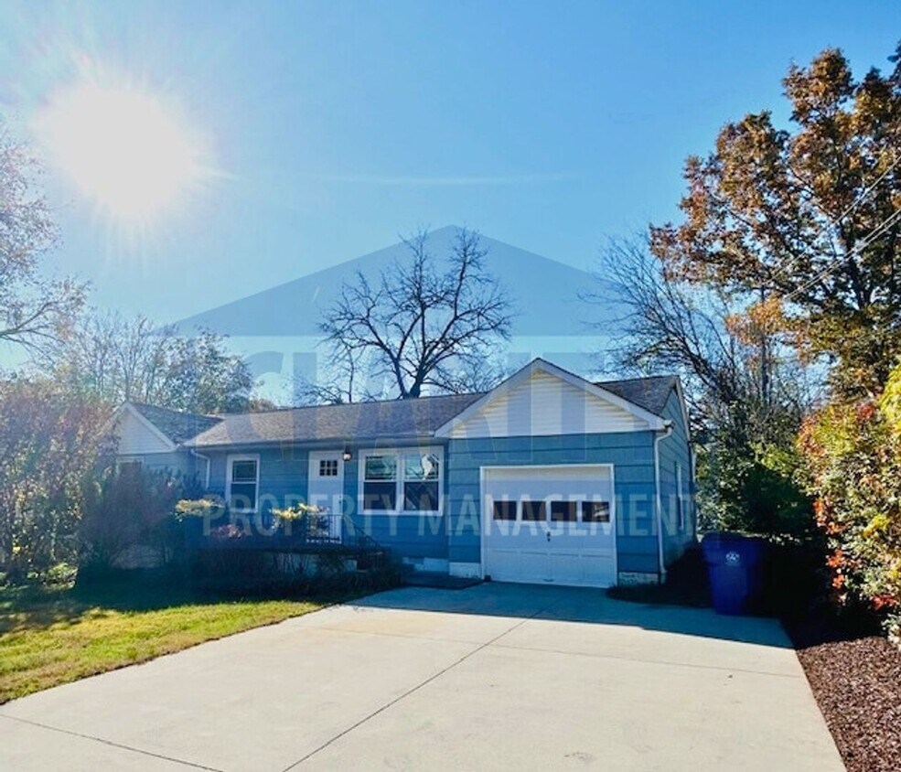 Foto principal - Three bedroom home in Downtown Cleveland!