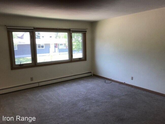 Building Photo - 1101 7th Ave W