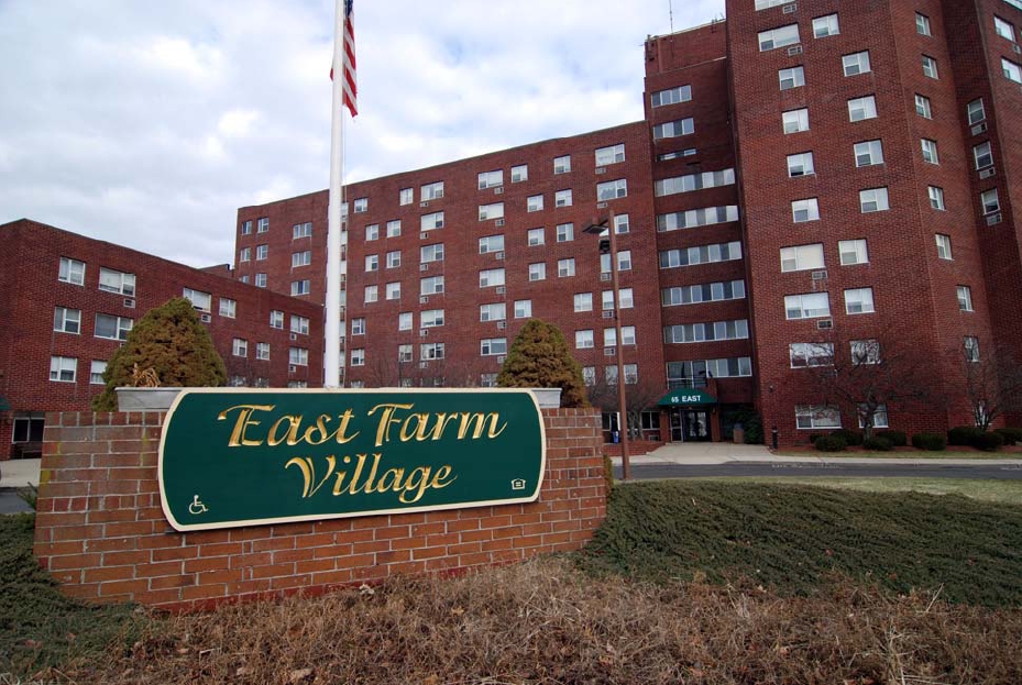 Foto principal - East Farm Village