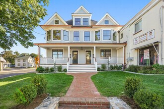 Building Photo - 31 East Ave Building Photo - 31 East Ave