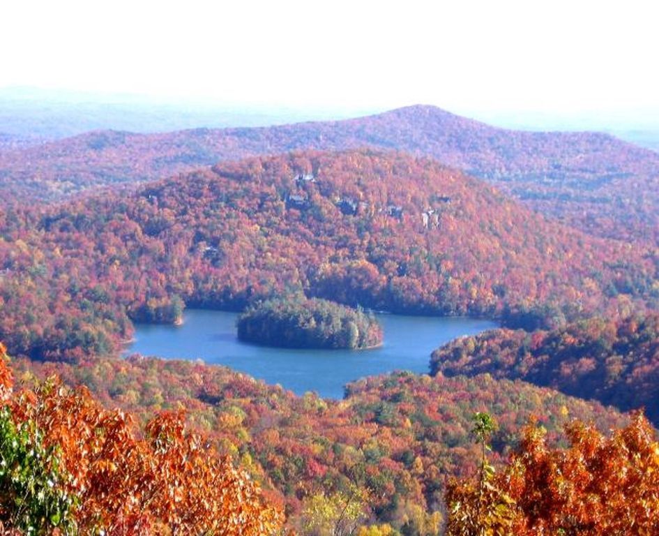 Fall view of Lake - 404 Owls Brow