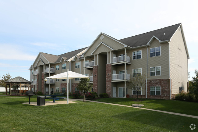Foto del edificio - Villas At Crystal Lake