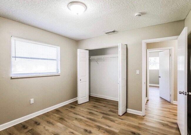 Building Photo - 3013 SW 97th Ct