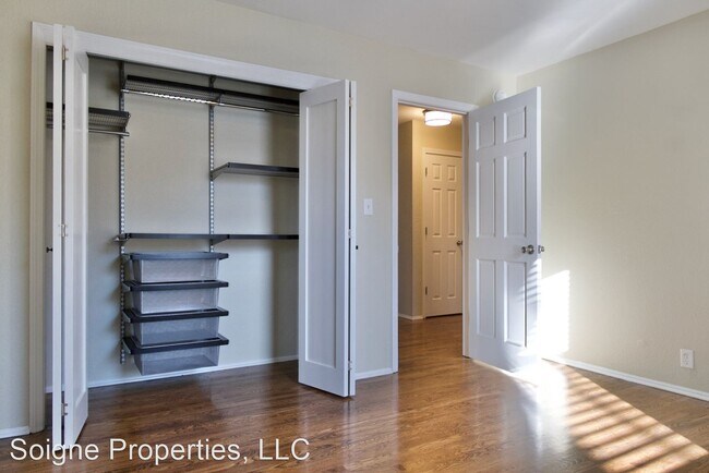Foto del edificio - 3 br, 3 bath House - 1001 West 75th Street