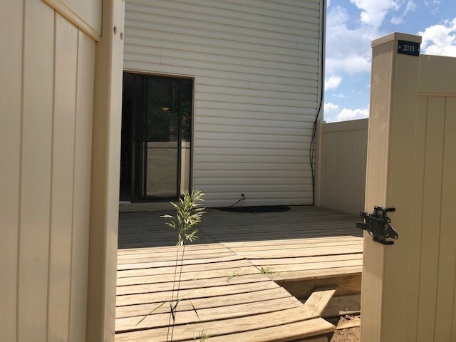 Building Photo - Lovely 3B/2B townhome in Lafayette - Avail...