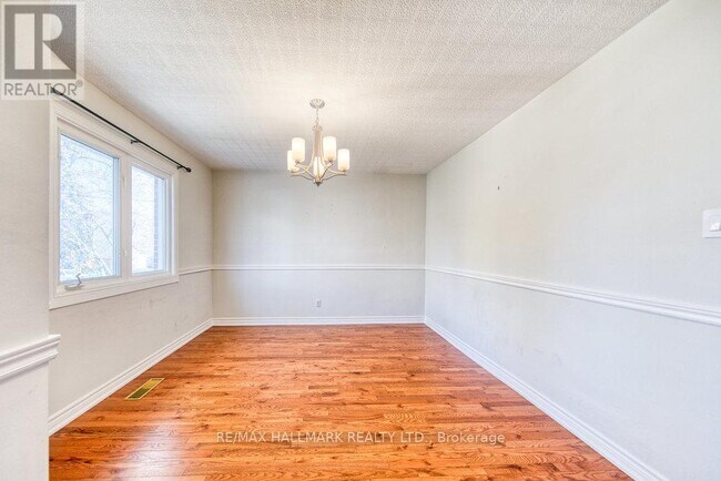 Building Photo - 31 Glen Muir Dr