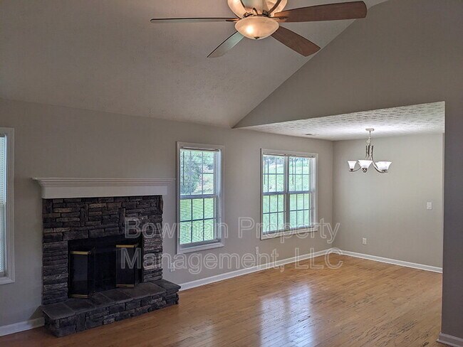 Foto del edificio - 577 Pendergrass Rd