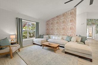 Building Photo - 1518 Wexford Dr E