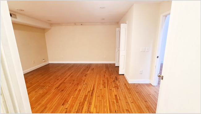 Interior Photo - Burlington Mill Apartments