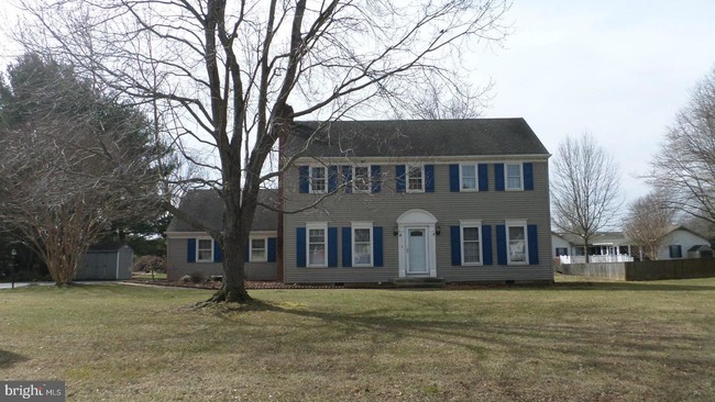 Building Photo - 22 Howe Dr