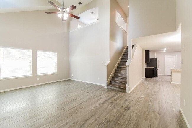 Foto del edificio - 5106 Bay Ln