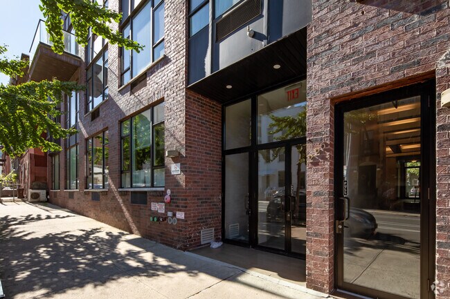 Foto del edificio - 226 15th St