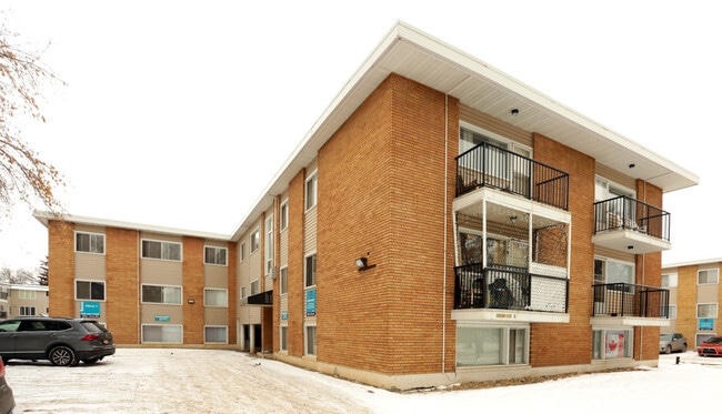Building Photo - Oliver 1 Apartments