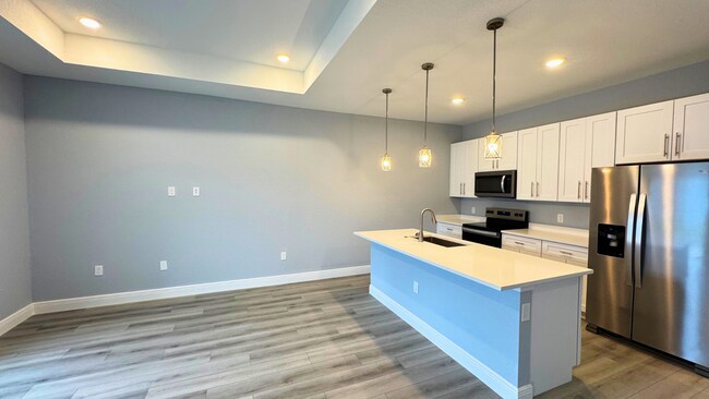 Foto del edificio - 702 Broadway Ave