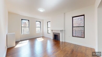 Building Photo - 26 E 91st St