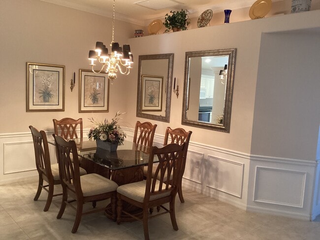 Building Photo - 9201 Independence Way