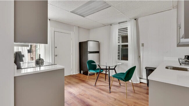 Foto del edificio - 823 Dorchester Ave