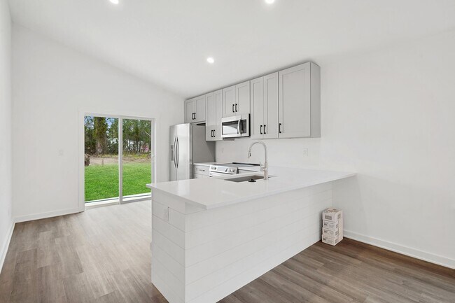 Foto del edificio - 980 W 9th St