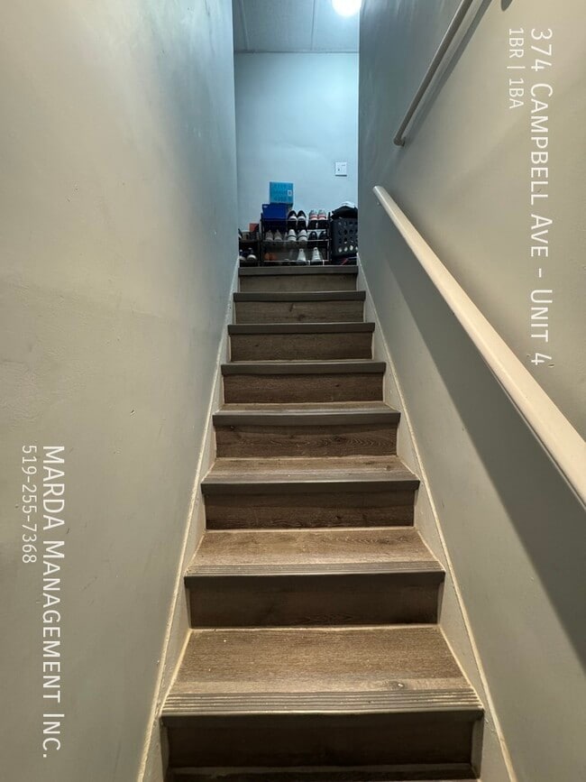 Building Photo - COZY 1+1 BED/ 1 BATH UPPER UNIT WEST END ALL-INCLUSIVE!