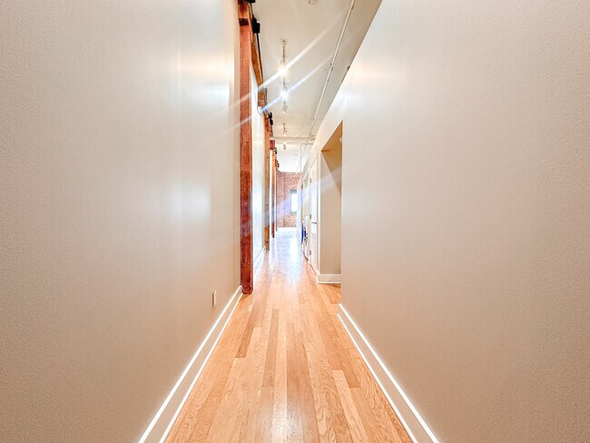 Hall de entrada - 200 Main St