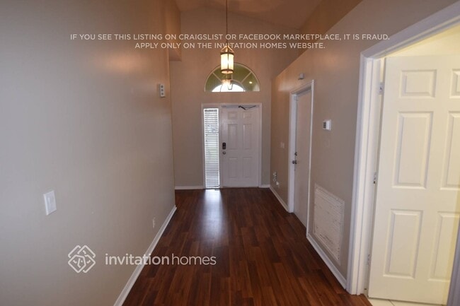 Building Photo - 7666 Oakboro Dr