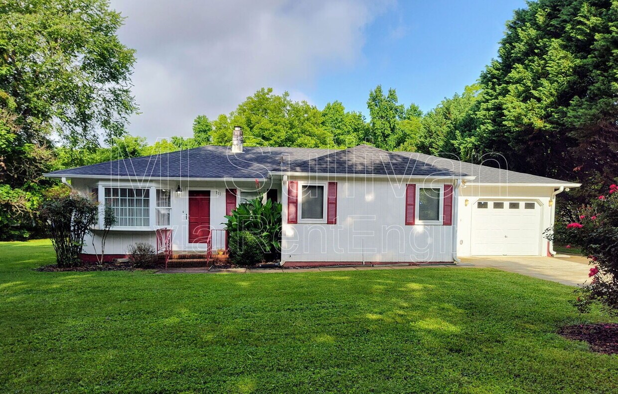 Foto principal - 111 Shambley Rd